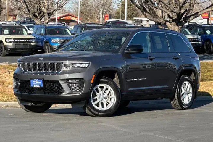 $32995 : Jeep Grand Cherokee 2025 4x4 image 1