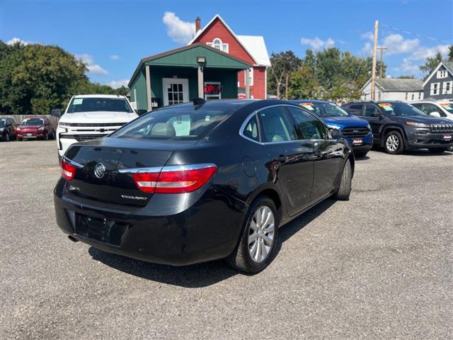 $8990 : 2015 Verano image 4