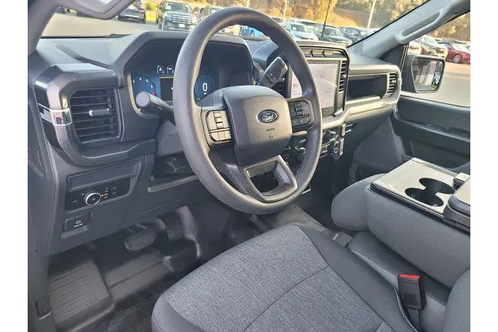 $38578 : Ford F-150 2024 4x4 XL 4dr S image 9