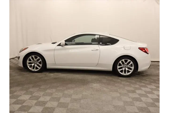 $9599 : Hyundai Genesis Coupe 2013 2 image 4