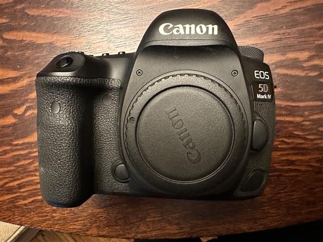 Canon EOS 5D Mark IV Digital image 1