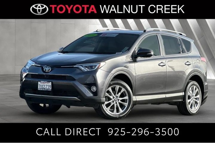 $21900 : Toyota RAV4 2016 AWD Limited image 1