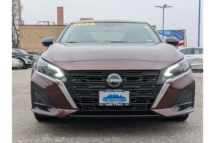 $17998 : Nissan Altima 2024 2.5 SV 4d image 9