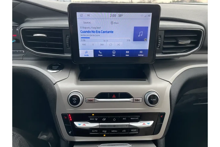 $28535 : Ford Explorer 2022 AWD XLT 4 image 5