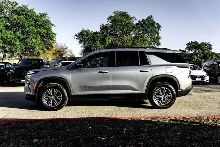 $39795 : Chevrolet Traverse 2026 4X4 image 7