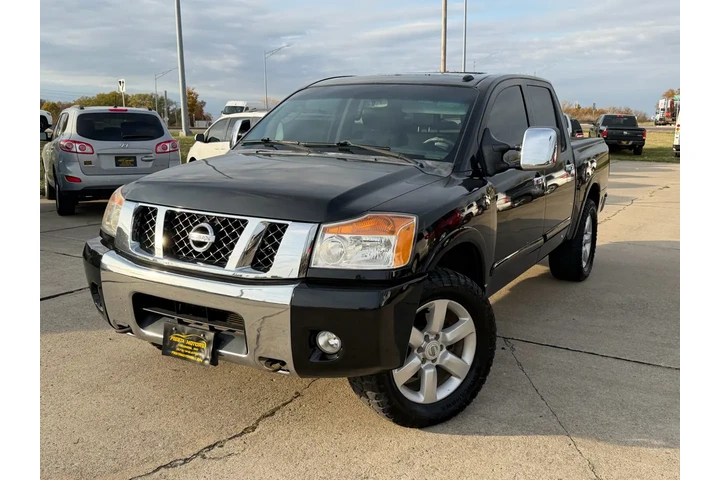 $8999 : 2010 Titan PRO-4X Crew Cab 4W image 8