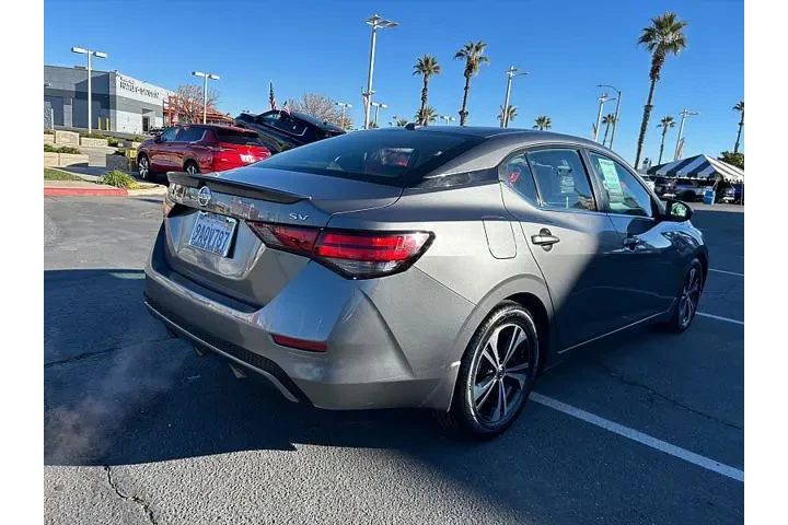 $18000 : Nissan Sentra 2022 SV 4dr Se image 5
