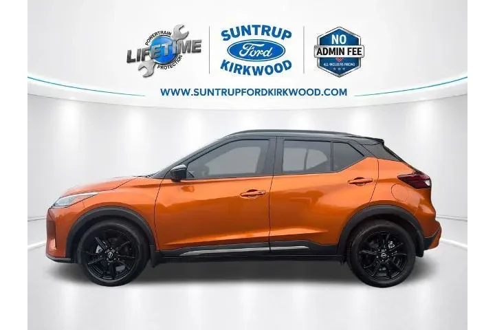 $19598 : Nissan Kicks 2023 SR 4dr Cro image 1