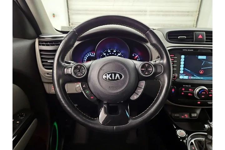 $13599 : Kia Soul 2016 + 4dr Crossove image 10