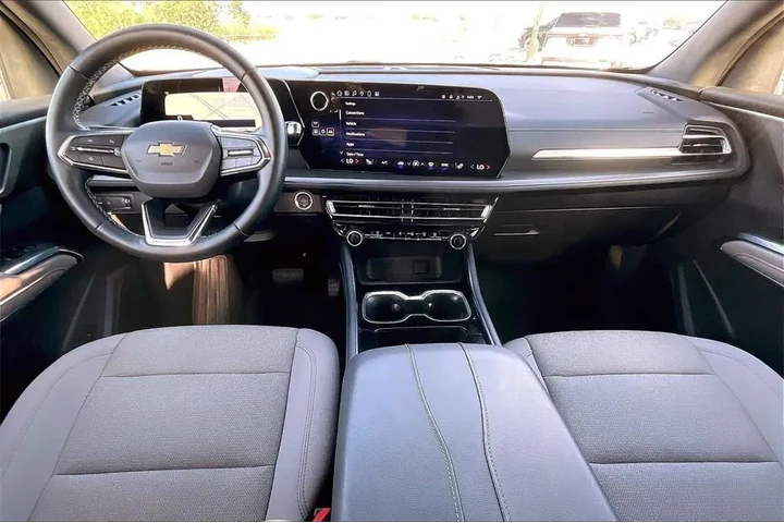 Chevrolet Traverse 2025 LT 4 image 7