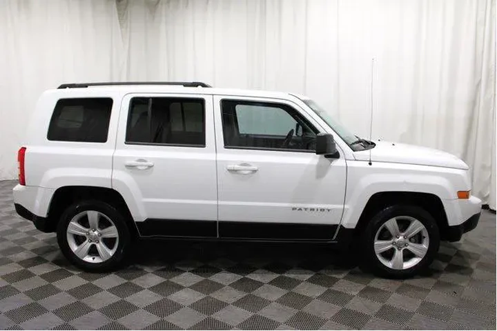 $10982 : Jeep Patriot 2014 Latitude 4 image 10