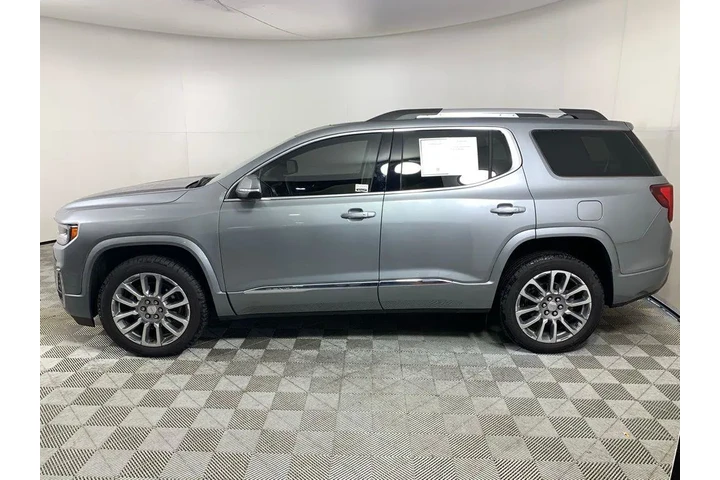 $39920 : GMC Acadia 2023 Denali 4dr S image 4