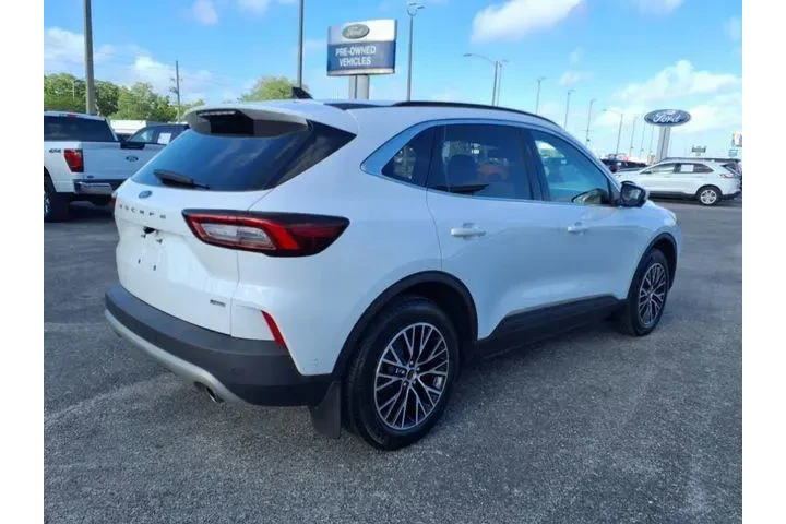 $20991 : Ford Escape Plug-In Hybrid 2 image 6