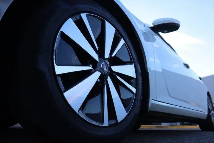 $27309 : Nissan Altima 2022 2.5 SL 4d image 9