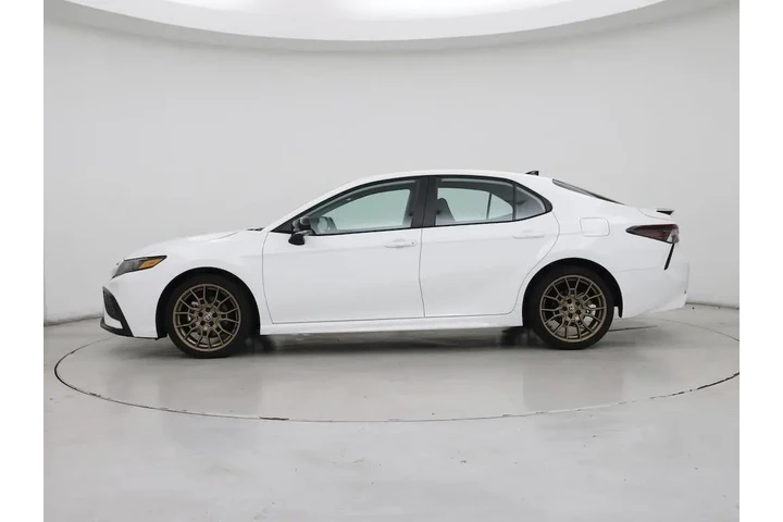 $29998 : Toyota Camry 2024 SE Nightsh image 3