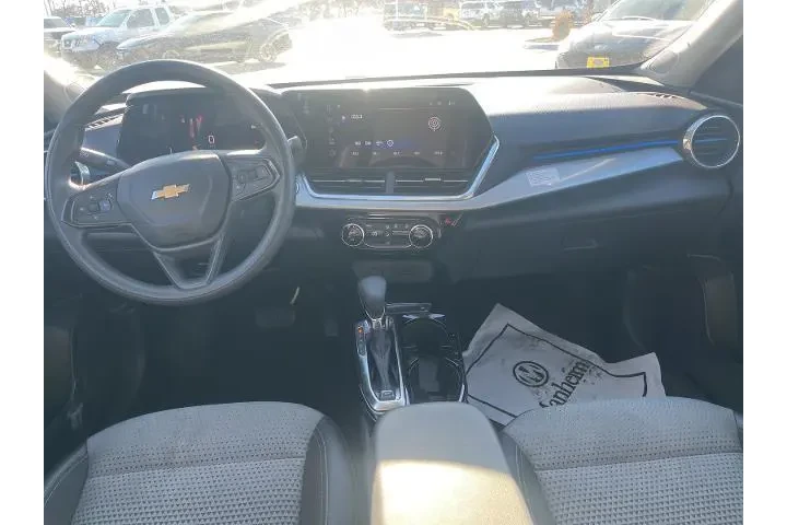 $19998 : Chevrolet Trax 2024 LT 4dr C image 5