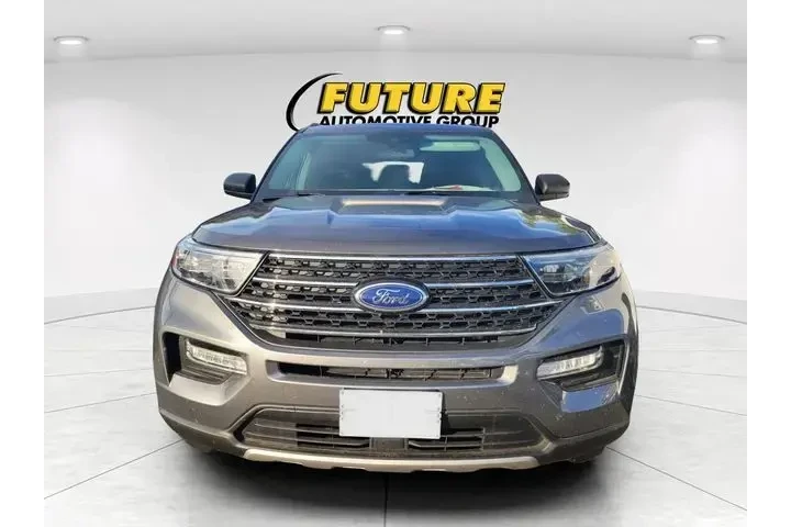 $32997 : Ford Explorer 2023 XLT 4dr S image 2