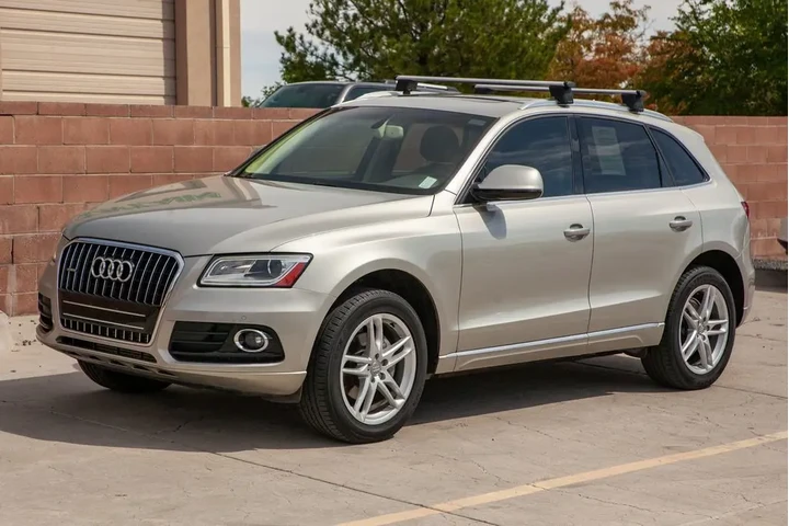 2017 Q5 2.0T Premium Plus image 8