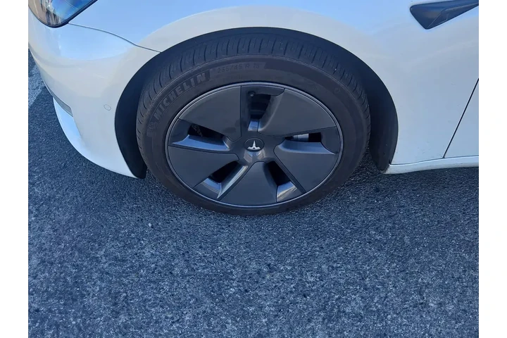 $22000 : Tesla Model 3 2022 4dr Sedan image 3