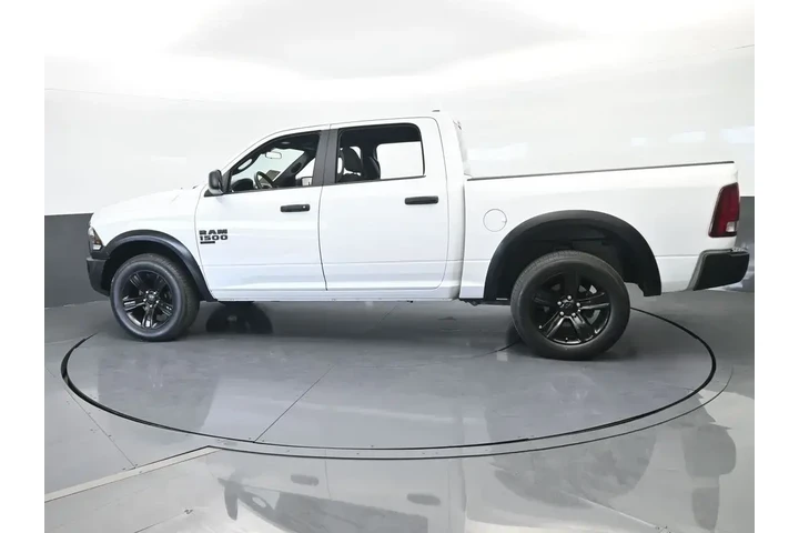 $30995 : Ram 1500 Classic 2024 4x4 SL image 3