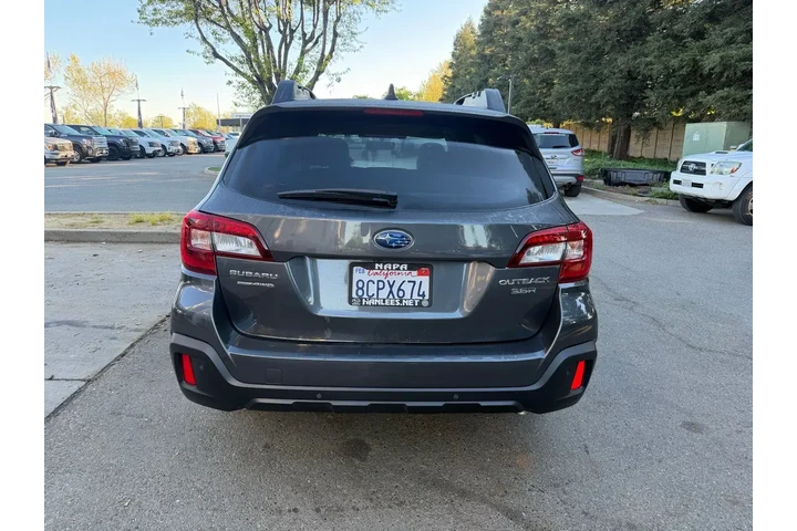 $18000 : Subaru Outback 2018 AWD 3.6R image 4