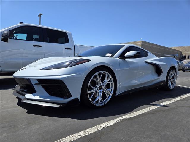 $61991 : Pre-Owned 2020 Corvette 1LT image 2