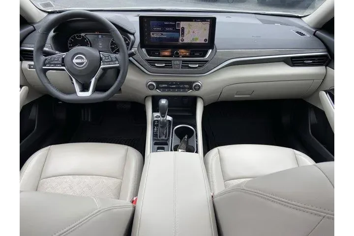 $23995 : Nissan Altima 2023 AWD 2.5 S image 10