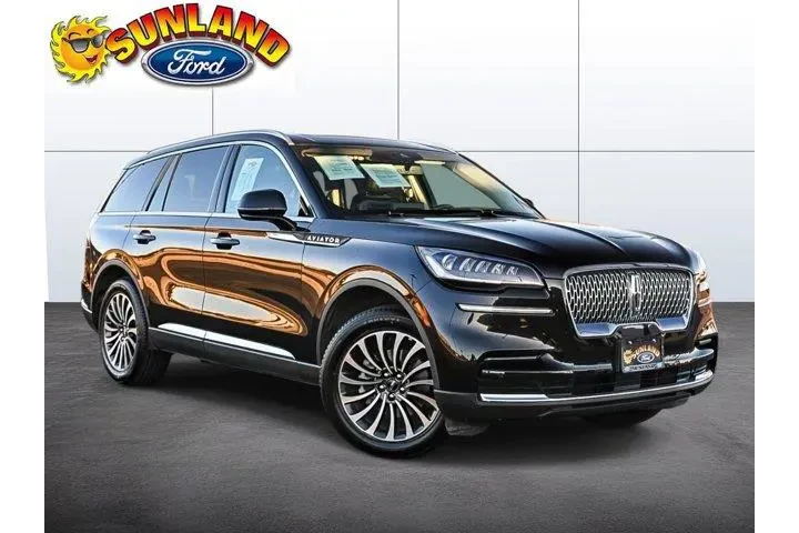 Lincoln Aviator 2023 AWD Res image 1