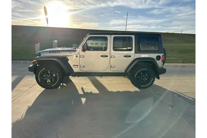 $29999 : Jeep Wrangler Unlimited 2020 image 9