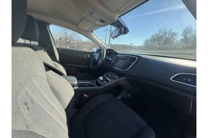 $6999 : 2015 200 Limited image 10