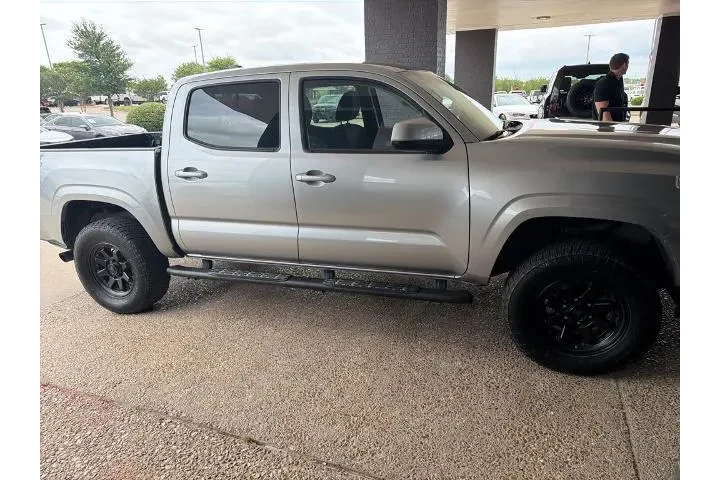 $36352 : Toyota Tacoma 2023 4x4 TRD P image 4