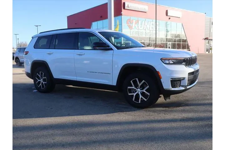 $30477 : Jeep Grand Cherokee L 2024 4 image 2