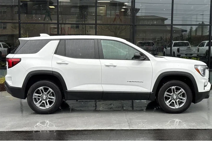 $28914 : GMC Terrain 2025 4x4 Elevati image 3