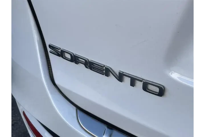 $18999 : Kia Sorento 2018 AWD SX V6 4 image 5