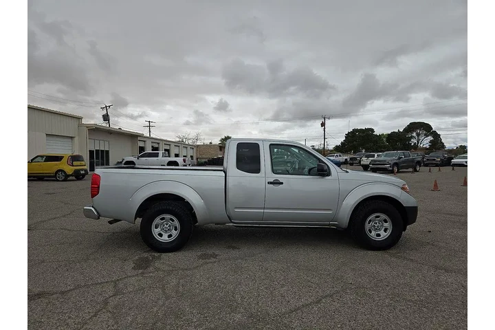 $12995 : Nissan Frontier 2016 4x2 S 4 image 2