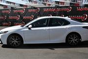 $26998 : Camry SE Sedan 4D thumbnail