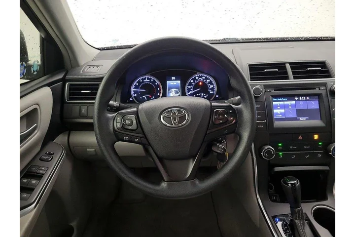 $20998 : Toyota Camry 2017 LE 4dr Sed image 10