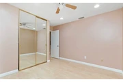 $2450 : 3 Bedroom Home in Koreatown LA thumbnail
