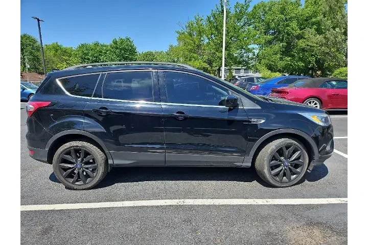 $8245 : Ford Escape 2018 AWD SEL 4dr image 6