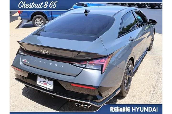$25899 : Hyundai ELANTRA 2025 N Line image 6