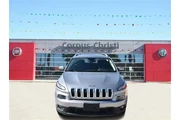 2015 Cherokee Latitude thumbnail