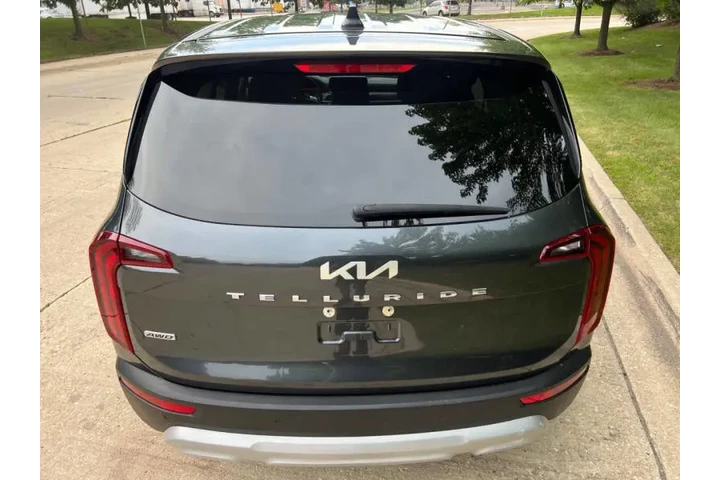 $15997 : 2022 Telluride LX image 8