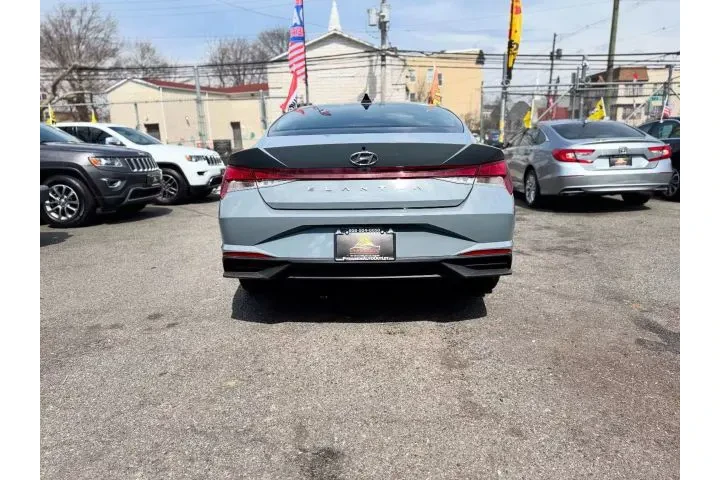 2021 HYUNDAI ELANTRA2021 HYUN image 1