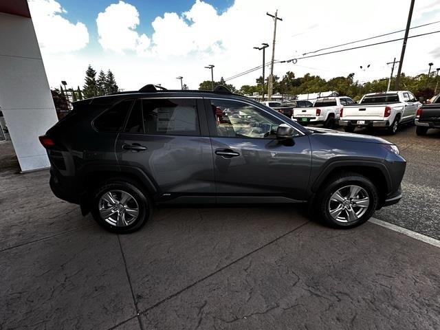 $33699 : 2024 RAV4 Hybrid LE image 6