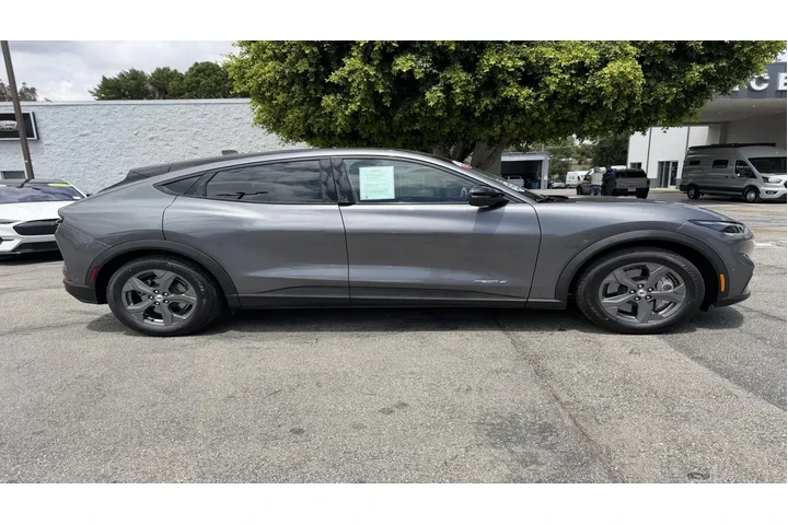 $28995 : Ford Mustang Mach-E 2023 Sel image 8