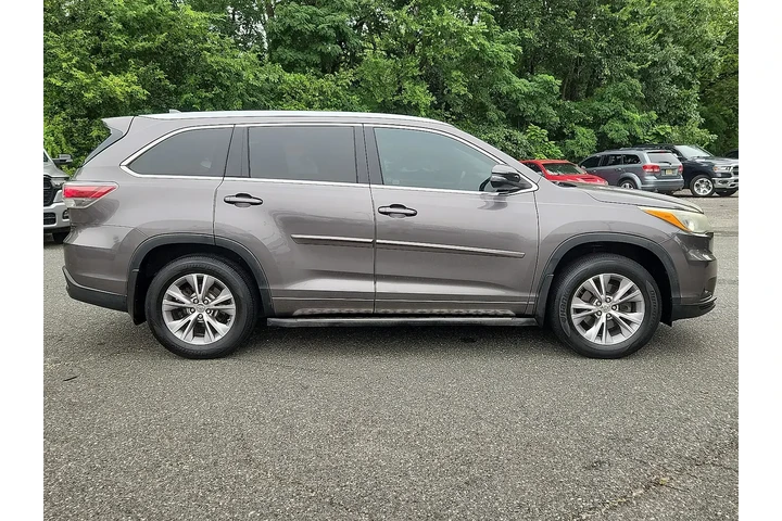 $14773 : Toyota Highlander 2015 AWD X image 6