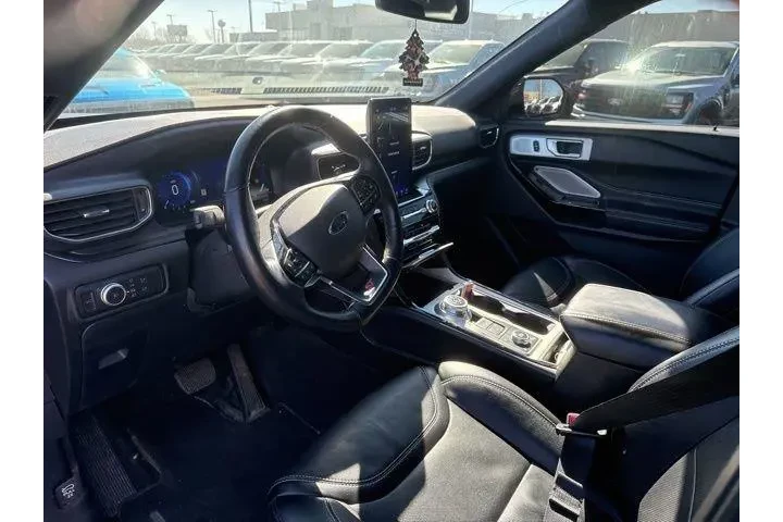 $33000 : Ford Explorer 2022 AWD ST 4d image 7