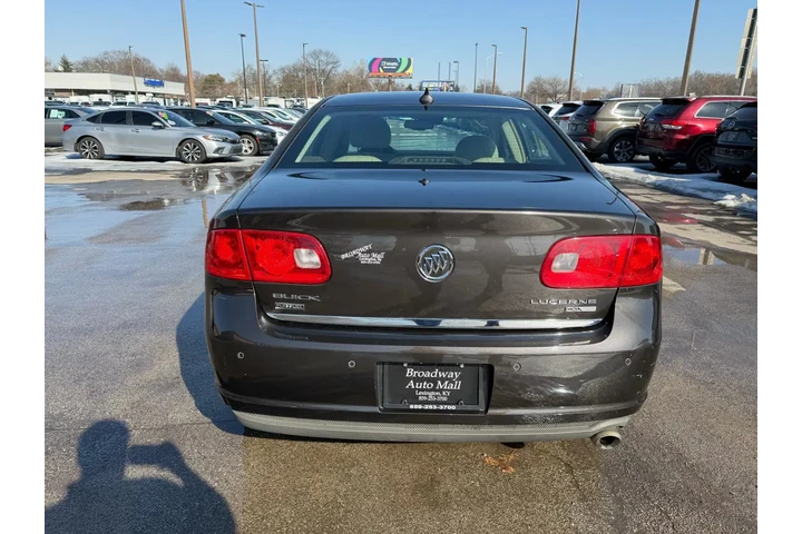 $4980 : 2009 Lucerne 4dr Sdn CXL Spec image 3