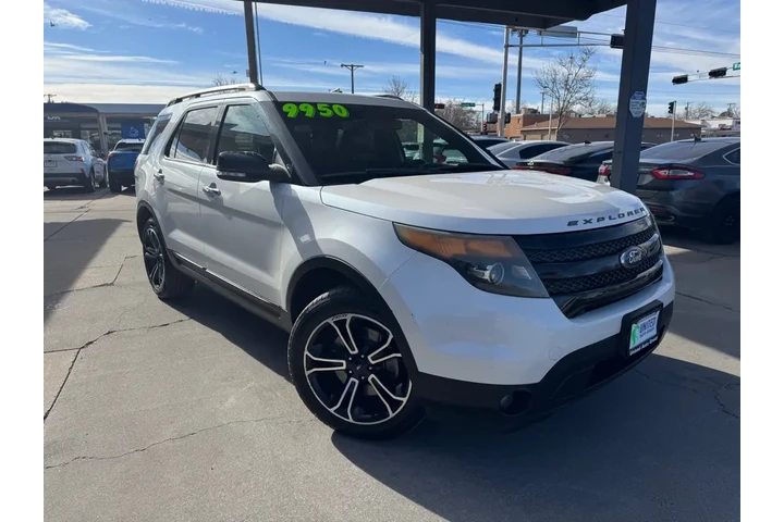 2014 Explorer Sport 4WD image 3