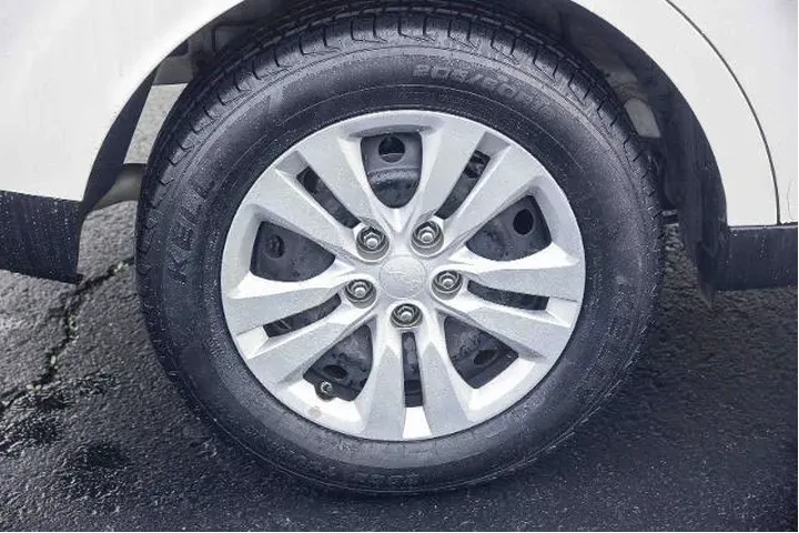 $16995 : Kia Soul 2023 LX 4dr Crossov image 8